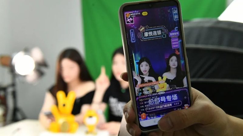 白班保姆与住家保姆：如何根据需求选择合适的家政服务